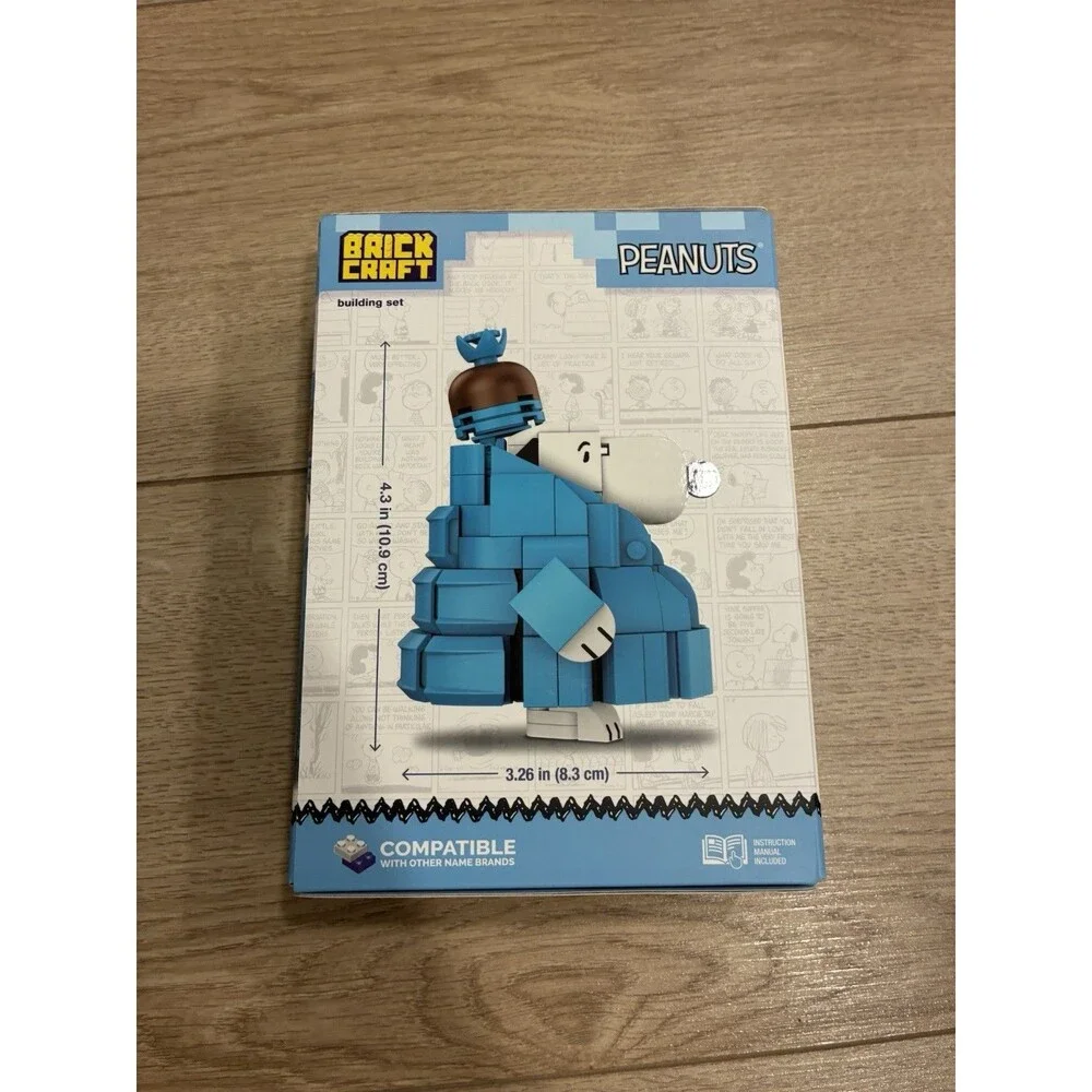 Peanuts Snoopy Puffer Jacket 188-Piece Brickcraft Building Set